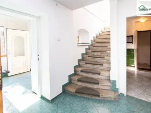 Prodej rodinného domu, Luby, Revoluční, 250 m2