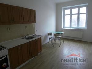 Pronájem bytu 1+1, Opava, Krnovská, 57 m2