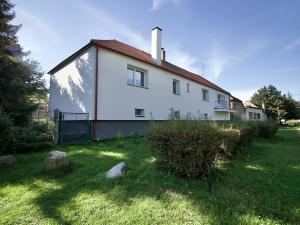 Pronájem rodinného domu, Kamýk nad Vltavou, 550 m2