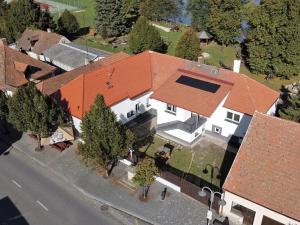 Pronájem rodinného domu, Kamýk nad Vltavou, 550 m2