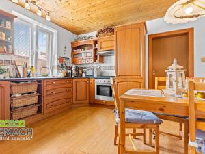 Prodej bytu 3+1, Hronov, Husova, 78 m2