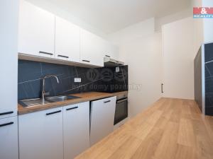 Pronájem bytu 3+1, Hořice, Pod Lipou, 69 m2
