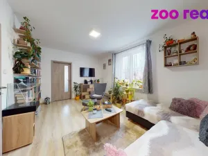 Prodej bytu 3+1, Volary, Sídl. Míru, 70 m2