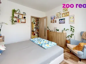 Prodej bytu 3+1, Volary, Sídl. Míru, 70 m2