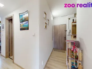 Prodej bytu 3+1, Volary, Sídl. Míru, 70 m2