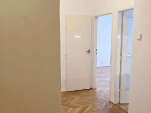 Pronájem bytu 2+kk, Praha - Vršovice, Kozácká, 44 m2