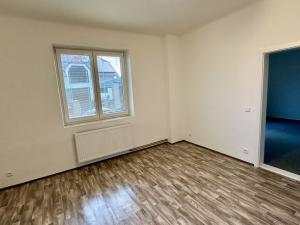 Pronájem bytu 2+1, Plzeň - Červený Hrádek, Klestová, 57 m2