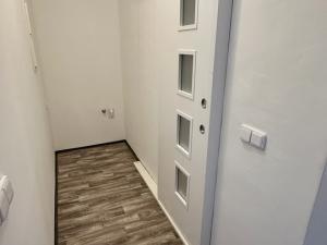 Pronájem bytu 2+1, Plzeň - Červený Hrádek, Klestová, 57 m2