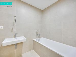 Pronájem bytu 2+kk, Olomouc, Ostrovní, 69 m2