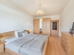 Prodej bytu 2+kk, Kamenice - Ládví, Benešovská, 54 m2