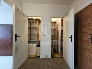Pronájem bytu 2+kk, Brno, Krymská, 44 m2