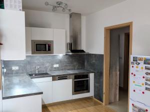 Prodej bytu 2+kk, Praha - Letňany, Chlebovická, 58 m2