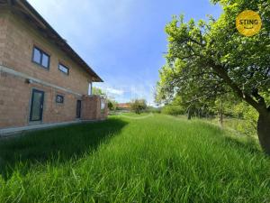 Prodej pozemku pro bydlení, Krhov, 1323 m2