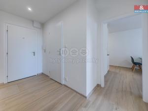 Prodej bytu 2+kk, Praha - Řepy, Makovského, 45 m2