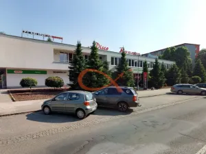 Pronájem obchodního prostoru, Rožnov pod Radhoštěm, 1. máje, 150 m2
