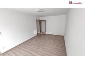 Pronájem bytu 2+1, Praha - Kobylisy, Chabařovická, 67 m2