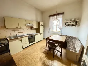 Prodej bytu 3+1, Olomouc, Komenského, 111 m2