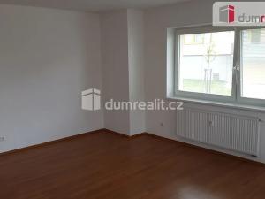 Pronájem bytu 1+kk, Praha - Stodůlky, Přeučilova, 36 m2