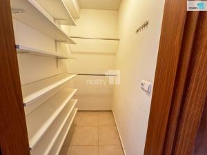 Pronájem bytu 1+kk, Plzeň - Jižní Předměstí, Bendova, 33 m2