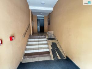 Pronájem bytu 1+kk, Plzeň - Jižní Předměstí, Bendova, 33 m2
