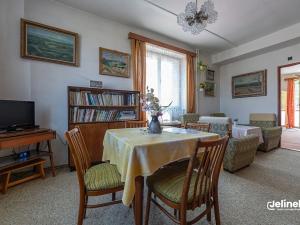 Prodej bytu 2+1, Polička, Jiráskova, 51 m2