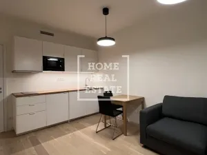 Prodej bytu 1+kk, Praha - Smíchov, Nádražní, 29 m2