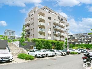 Prodej bytu 2+kk, Praha, Saarinenova, 61 m2