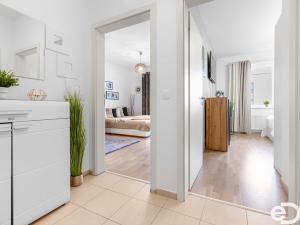 Prodej bytu 2+kk, Praha, Saarinenova, 61 m2