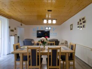 Prodej rodinného domu, Jeviněves, 90 m2