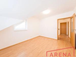 Pronájem rodinného domu, Moravany, 130 m2