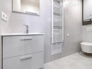 Prodej obchodního prostoru, Praha - Zbraslav, Elišky Přemyslovny, 25 m2