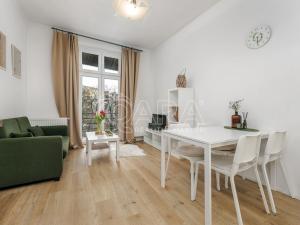 Pronájem bytu 2+kk, Praha - Nusle, Táborská, 50 m2