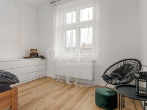 Pronájem bytu 2+kk, Praha - Nusle, Táborská, 50 m2