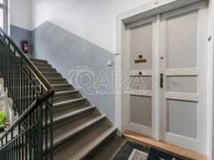 Pronájem bytu 2+kk, Praha - Nusle, Táborská, 50 m2