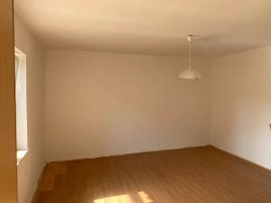 Prodej obchodního prostoru, Praha - Šeberov, K Hrnčířům, 250 m2