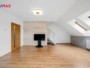 Prodej bytu 2+kk, Opatovice nad Labem, Neplachova, 100 m2