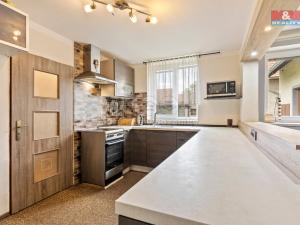 Prodej rodinného domu, Úžice, Školní, 170 m2