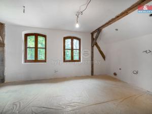 Prodej chalupy, Polička - Lezník, 260 m2