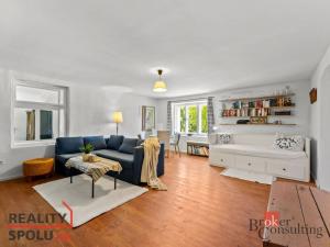 Prodej rodinného domu, Litíč - Nouzov, 400 m2