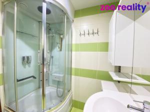 Pronájem bytu 2+1, Chomutov, Písečná, 62 m2