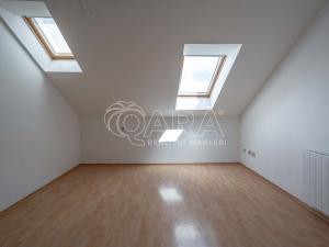 Prodej bytu 3+1, Praha - Bubeneč, Na výšinách, 77 m2