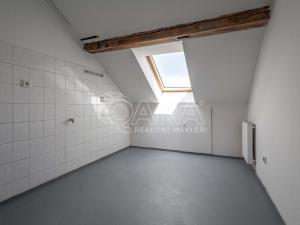 Prodej bytu 3+1, Praha - Bubeneč, Na výšinách, 77 m2