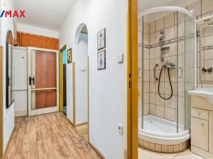 Prodej bytu 3+1, Mariánské Lázně, Libušina, 66 m2