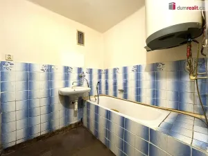 Prodej bytu 2+1, Lomnice - Týn, Mánesova, 71 m2