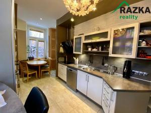 Prodej bytu 3+1, Mariánské Lázně, Ruská, 101 m2