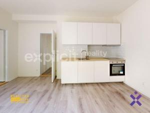 Pronájem bytu 2+kk, Zlín, Jiráskova, 40 m2
