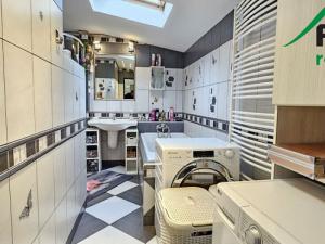 Prodej bytu 3+kk, Velká Hleďsebe, Pohraniční stráže, 88 m2