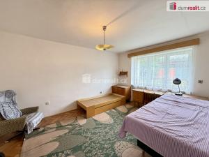 Prodej bytu 2+1, Ostrov, 65 m2