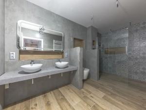 Prodej rodinného domu, Kratušín, 420 m2