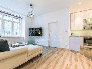Pronájem bytu 2+kk, Praha - Nusle, 5. května, 59 m2